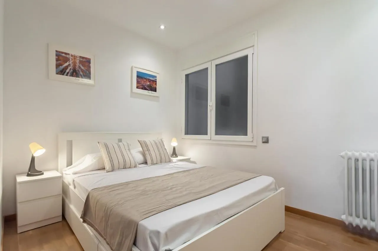 Flateli Paris Daire Barselona 0*,  İspanya