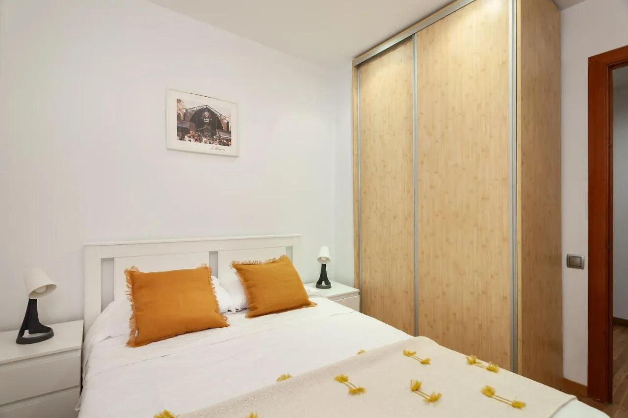 Flateli Paris Daire Barselona